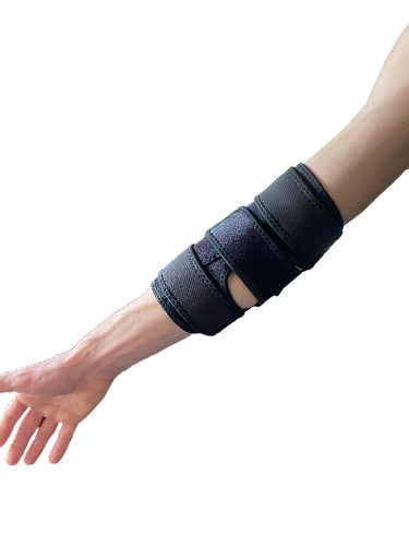 Elleboogbrace voor fixatie tijdens het strekken