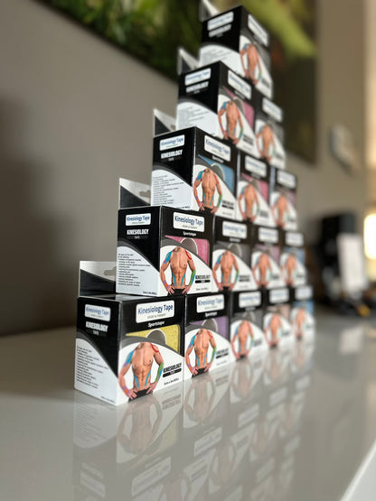 Alle kleuren van Kinesiotape – Geel, Bruin, Zwart, Blauw, Paars, Roze – Ademend katoen en hypoallergene lijm voor spier- en gewrichtsondersteuning
