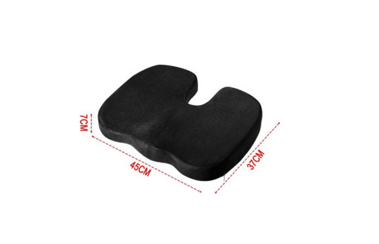 Afmetingen van het traagschuim zitkussen: lengte 46 cm, breedte 36 cm, hoogte 7 cm. Perfect ontworpen voor optimale ondersteuning.