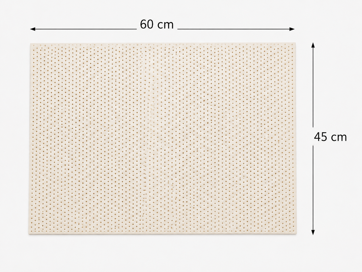 Thermoplastisch spalkmateriaal met afmetingen 60 x 45 cm op witte achtergrond
